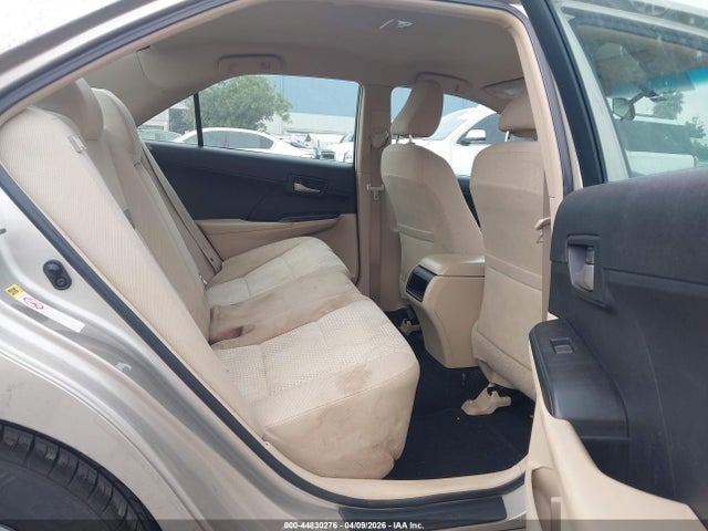 Toyota Camry Le