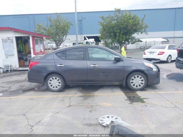 Nissan Versa 1.6 Sv