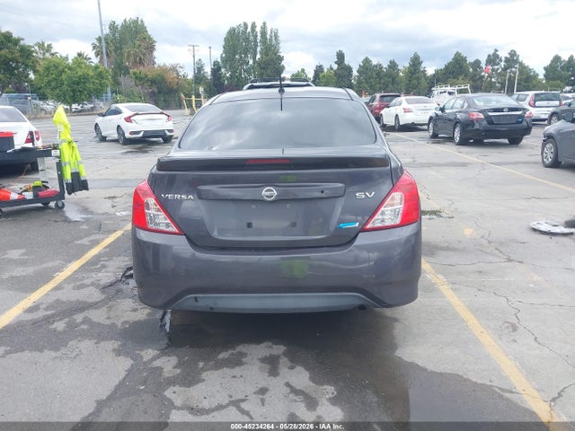 Nissan Versa 1.6 Sv