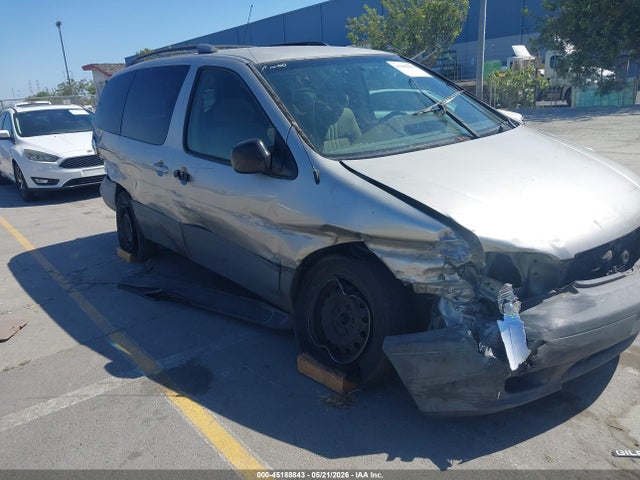 Toyota Sienna Le