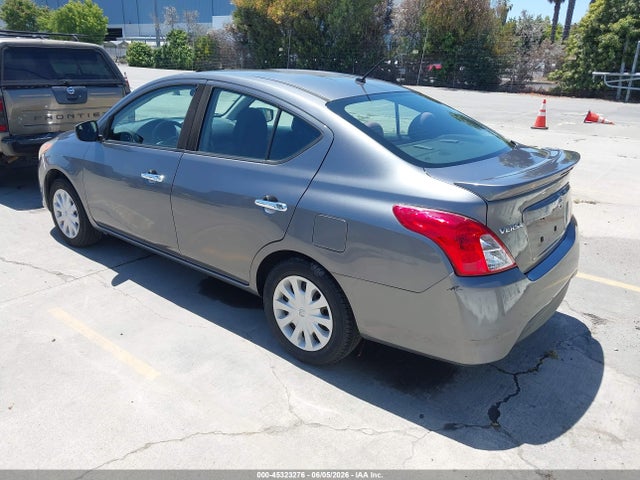 Nissan Versa 1.6 Sv