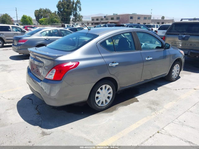 Nissan Versa 1.6 Sv