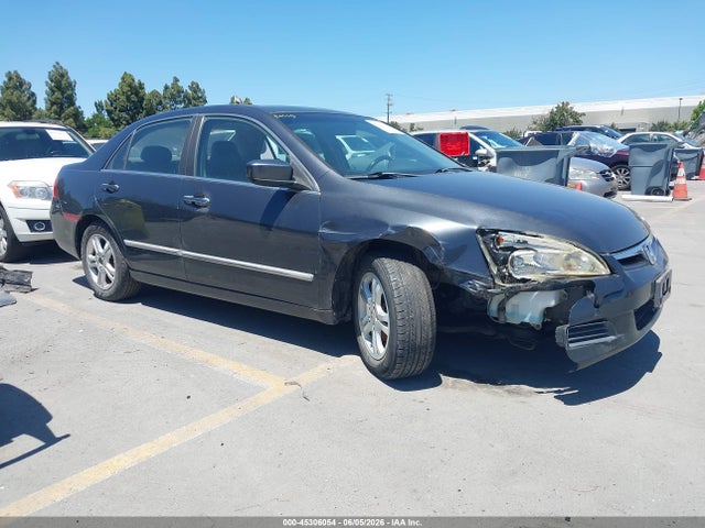 Salvage Honda Accord Image