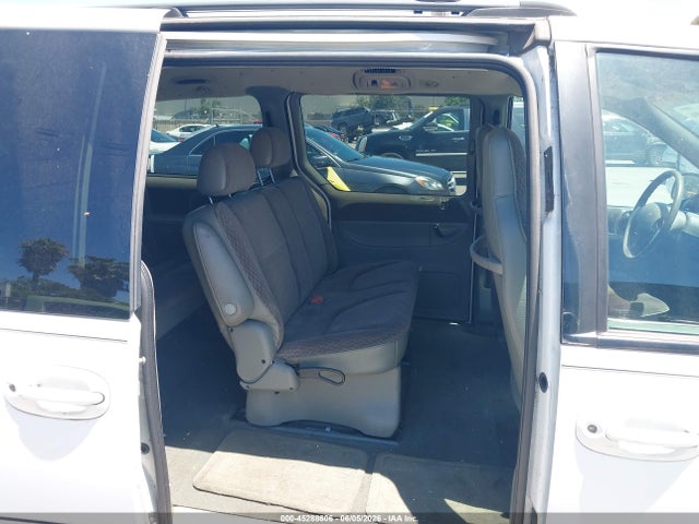 Plymouth Grand Voyager Se