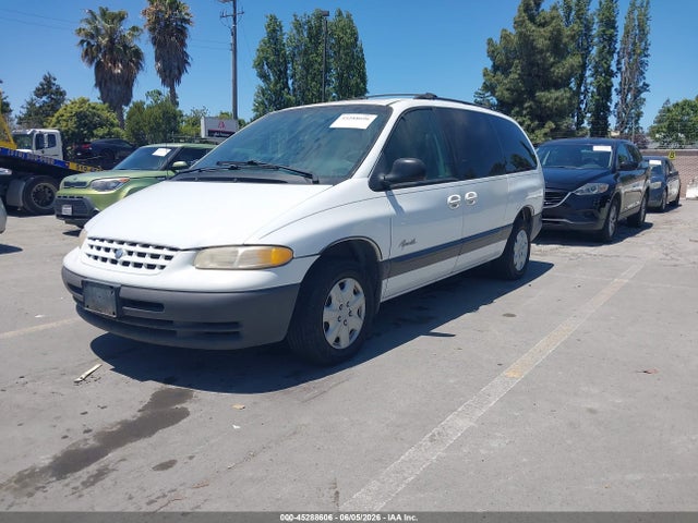 Plymouth Grand Voyager Se