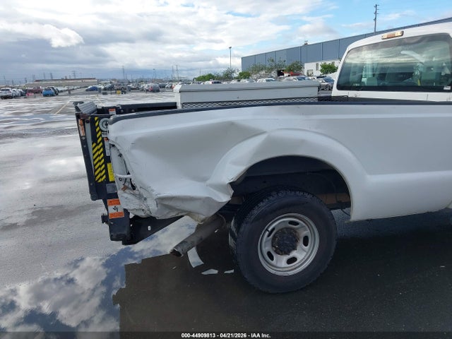 Ford F-250 Xl