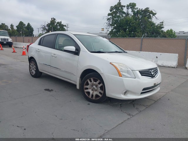 Salvage Nissan Sentra Image