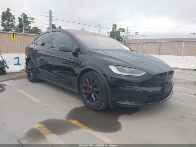 Salvage Tesla Model X Image