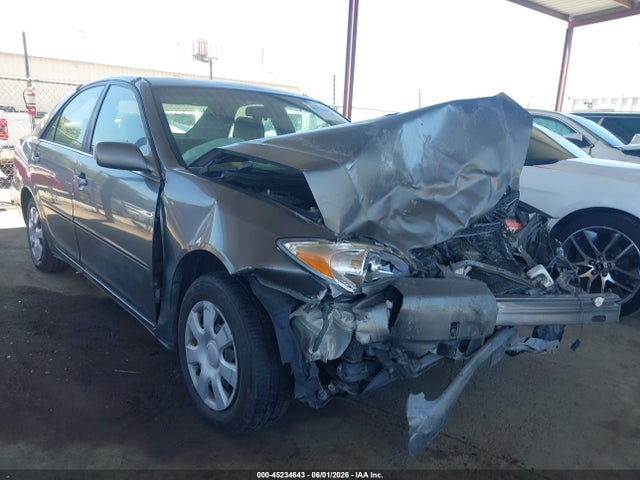 Salvage Toyota Camry Image