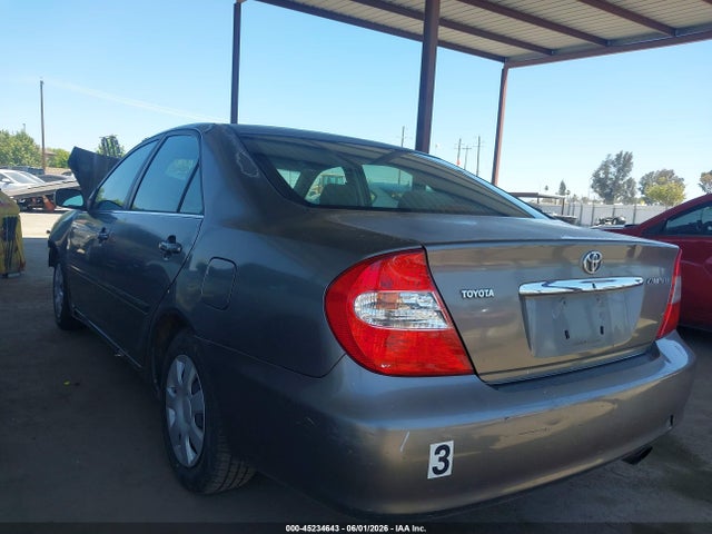 Toyota Camry Le