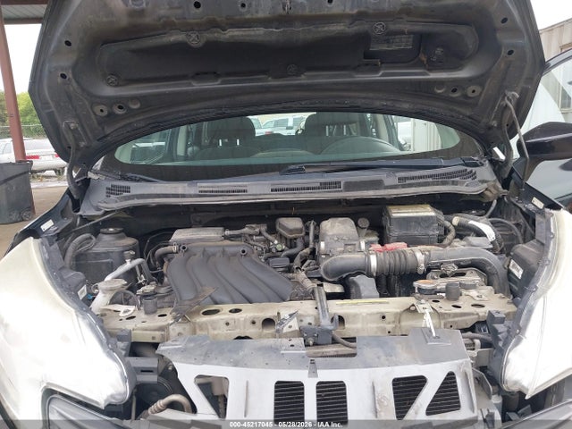 Nissan Versa S Plus