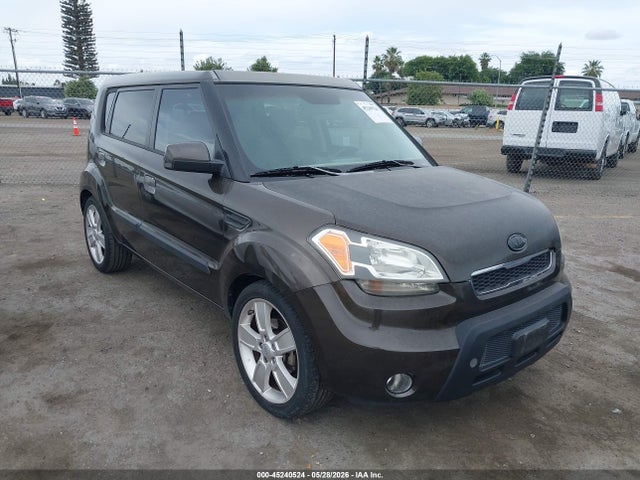 Salvage Kia Soul Image