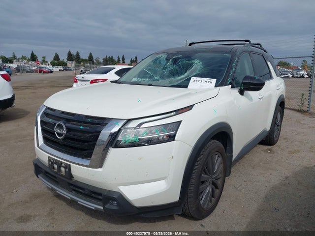 Nissan Pathfinder Sl 2wd