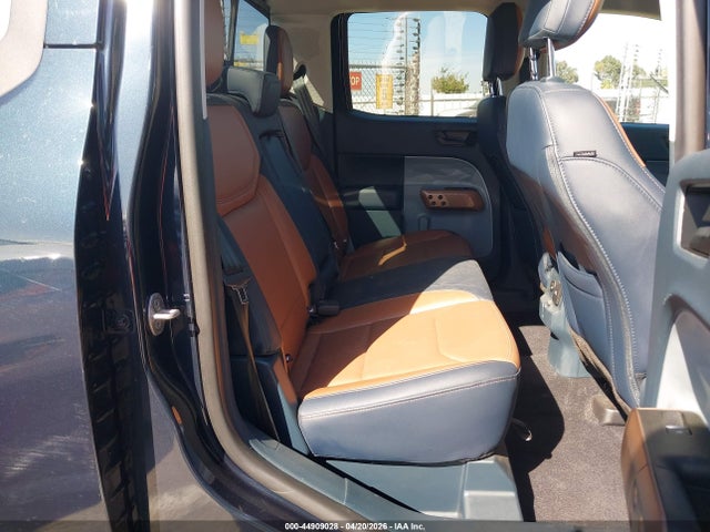 Ford Maverick Lariat