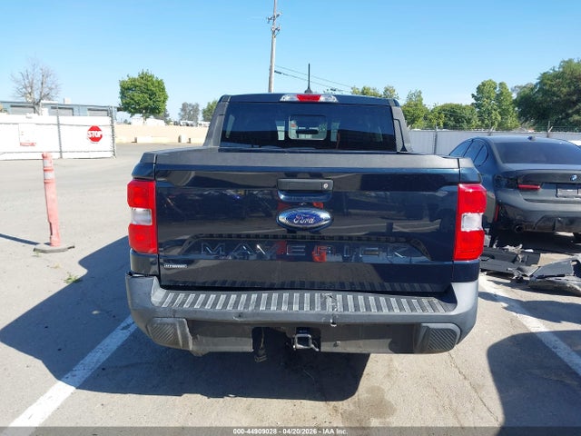 Ford Maverick Lariat