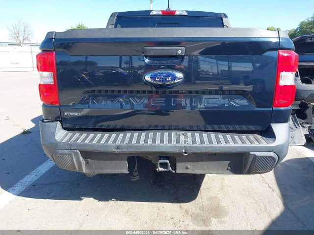 Ford Maverick Lariat