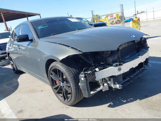 Salvage BMW 3 Series Image