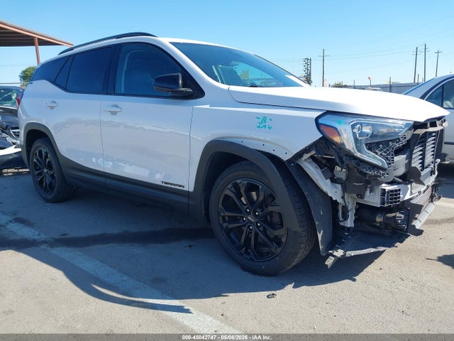 Salvage GMC Terrain Image