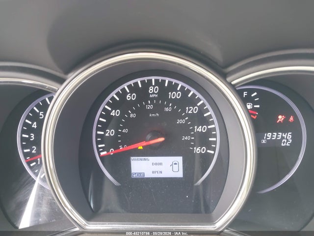 Nissan Murano Sv