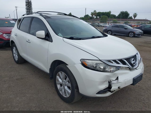 Salvage Nissan Murano Image