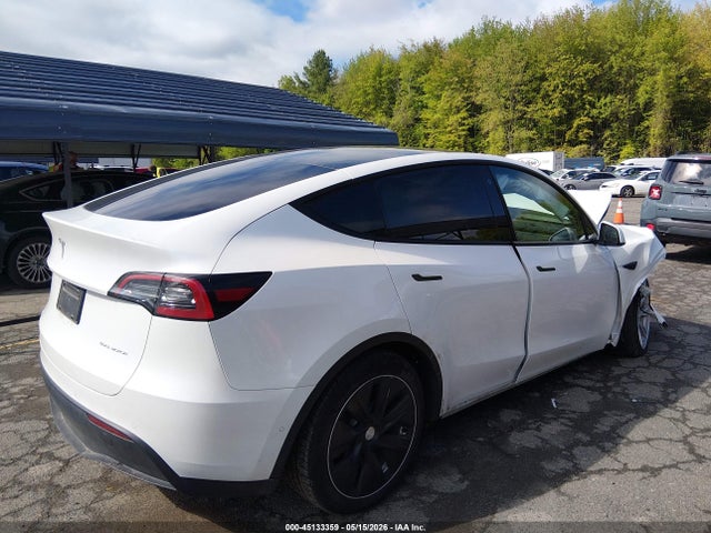 Tesla Model Y Long Range Dual Motor All-wheel Drive