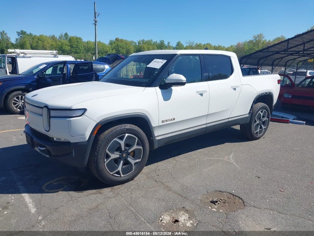 Rivian R1T Adventure