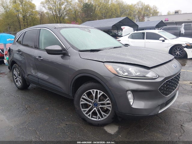 Salvage Ford Escape Image
