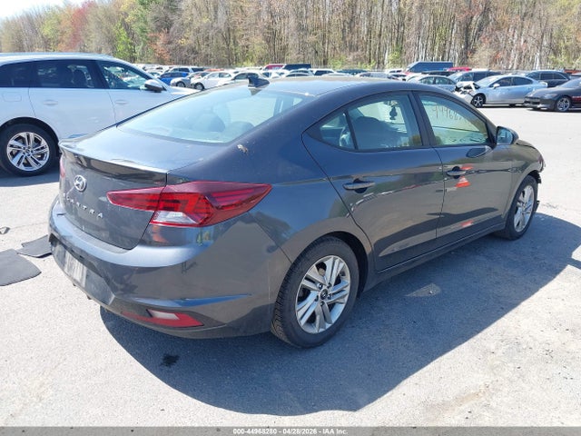 Hyundai ELANTRA Sel
