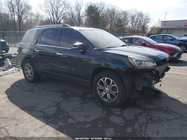 Salvage GMC Acadia Image