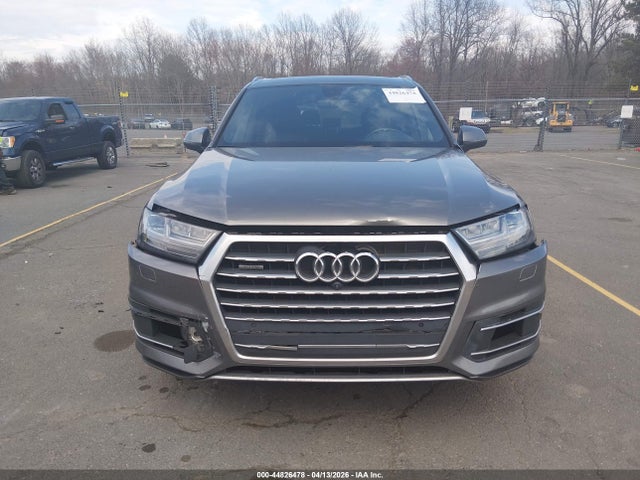 Audi Q7 3.0t Premium