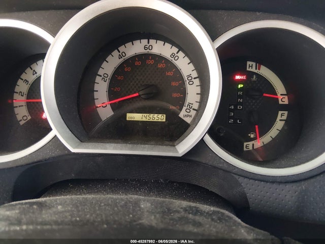 Toyota Tacoma Base V6