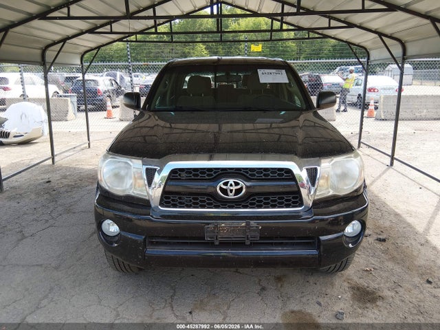 Toyota Tacoma Base V6