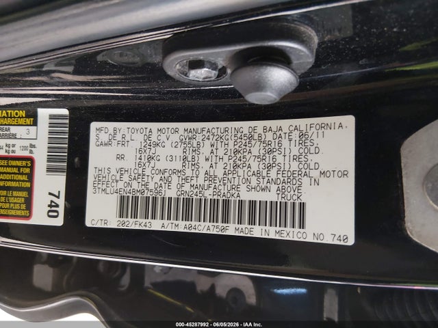 Toyota Tacoma Base V6