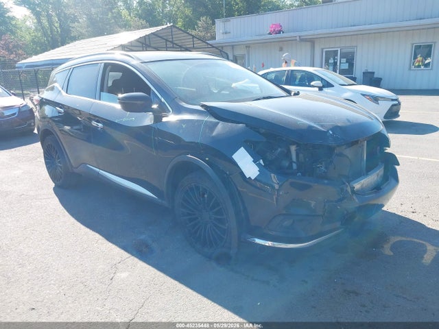 Salvage Nissan Murano Image
