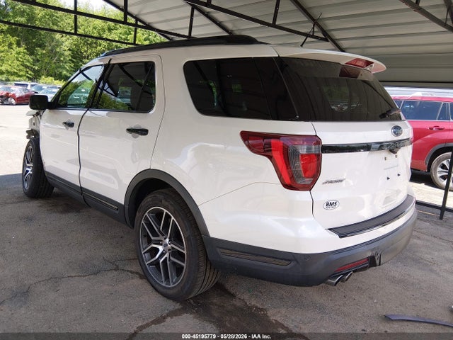 Ford Explorer Sport