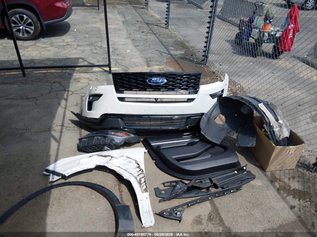 Ford Explorer Sport