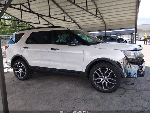 Ford Explorer Sport
