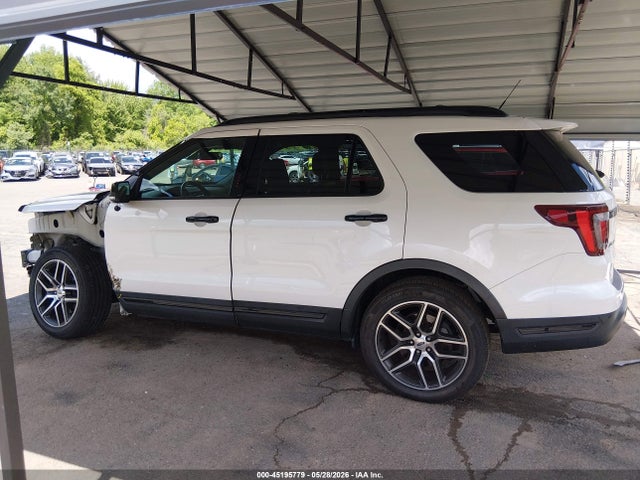 Ford Explorer Sport