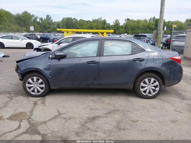 Toyota Corolla Le