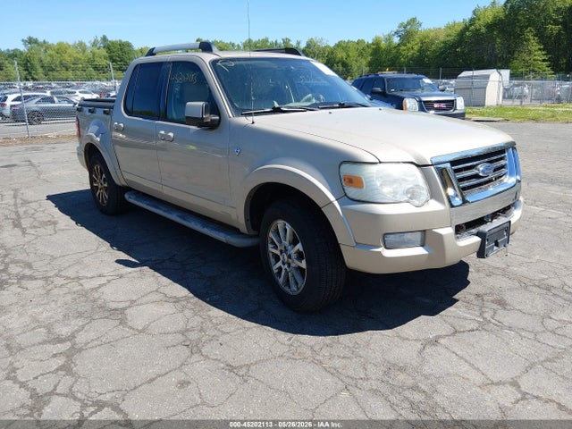 Salvage Ford Explorer Image