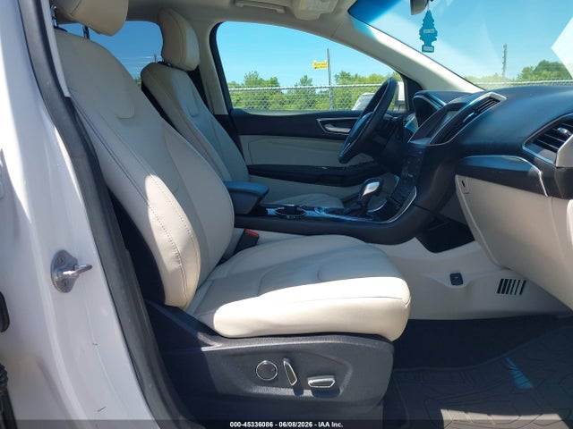 Ford Edge Titanium