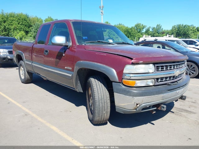Salvage Chevrolet Silverado 1500 Image