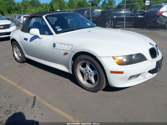 Salvage BMW Z Series Image
