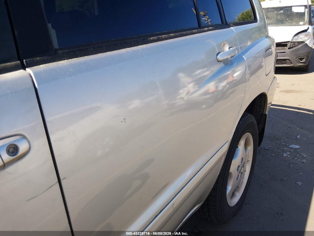 Toyota Highlander Limited V6