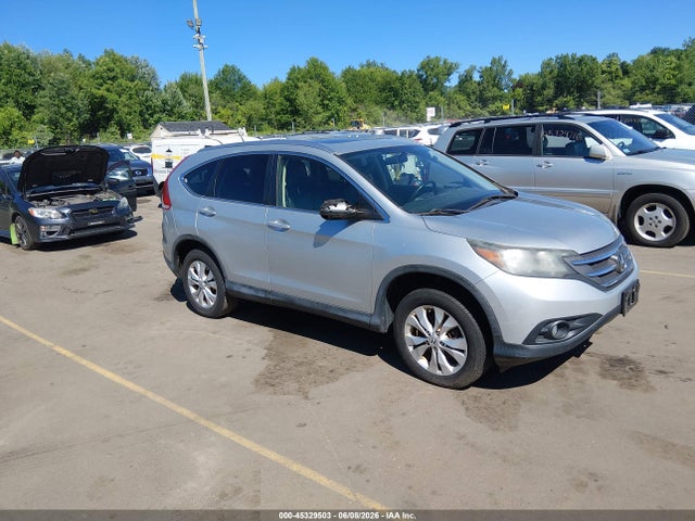 Salvage Honda CR-V Image