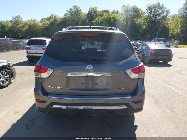 Nissan Pathfinder Sl