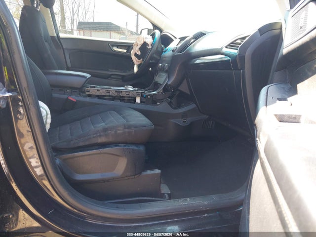 Ford Edge Se