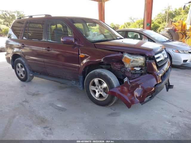 Salvage Honda Pilot Image