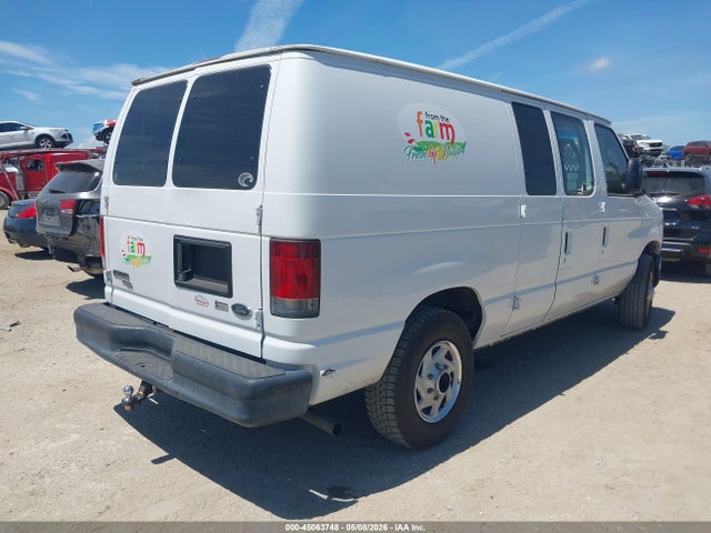 Ford E-150 Commercial