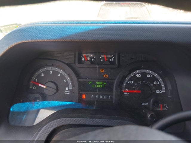 Ford E-150 Commercial